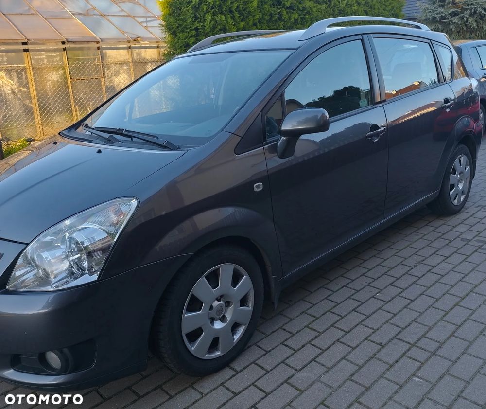 Toyota Corolla Verso 2.2 D-4D Sol - 12