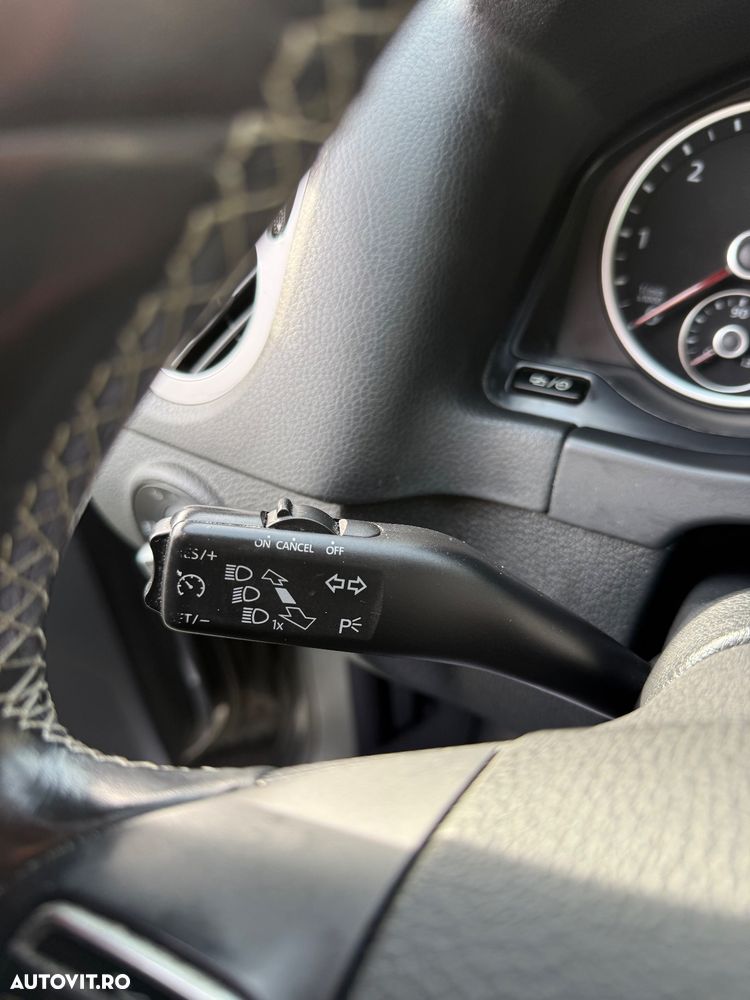 Volkswagen Tiguan - 24