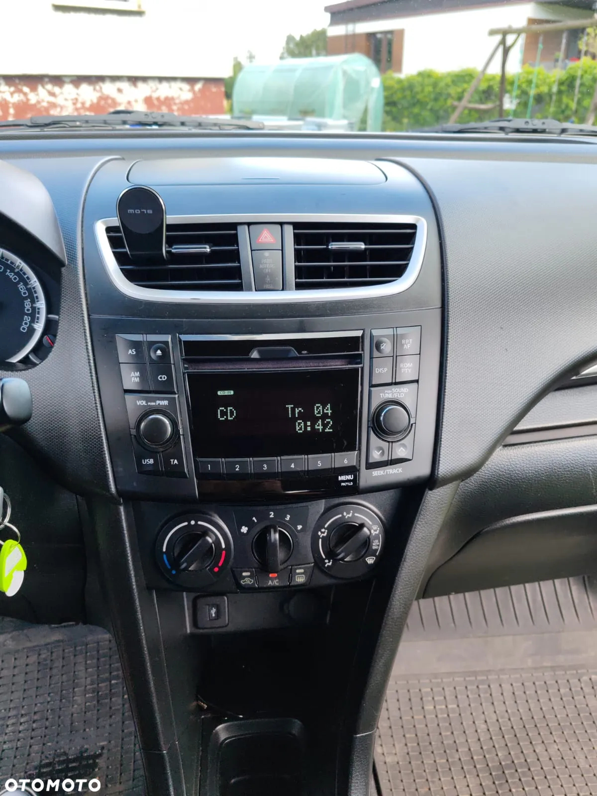 Suzuki Swift 1.2 Club - 12