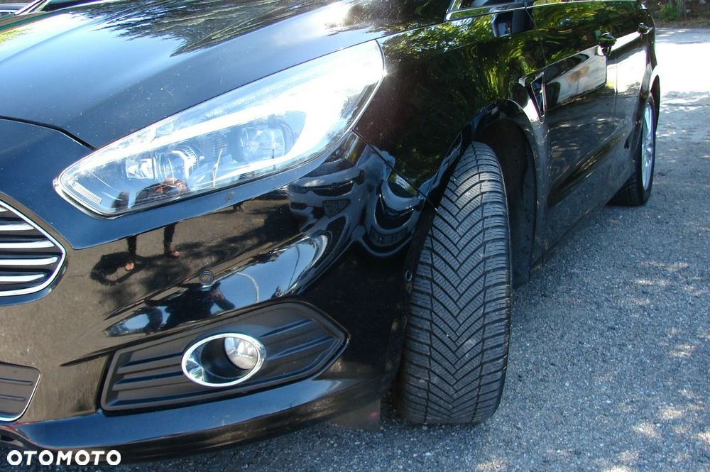 Ford S-Max - 20
