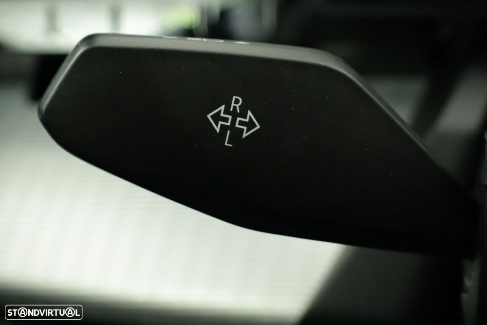 BMW 520 d Pack Desportivo M - 18