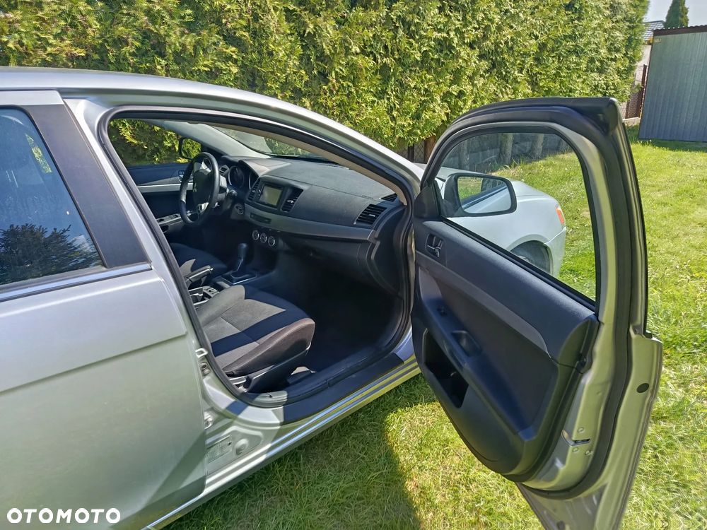 Mitsubishi Lancer 1.6 - 7