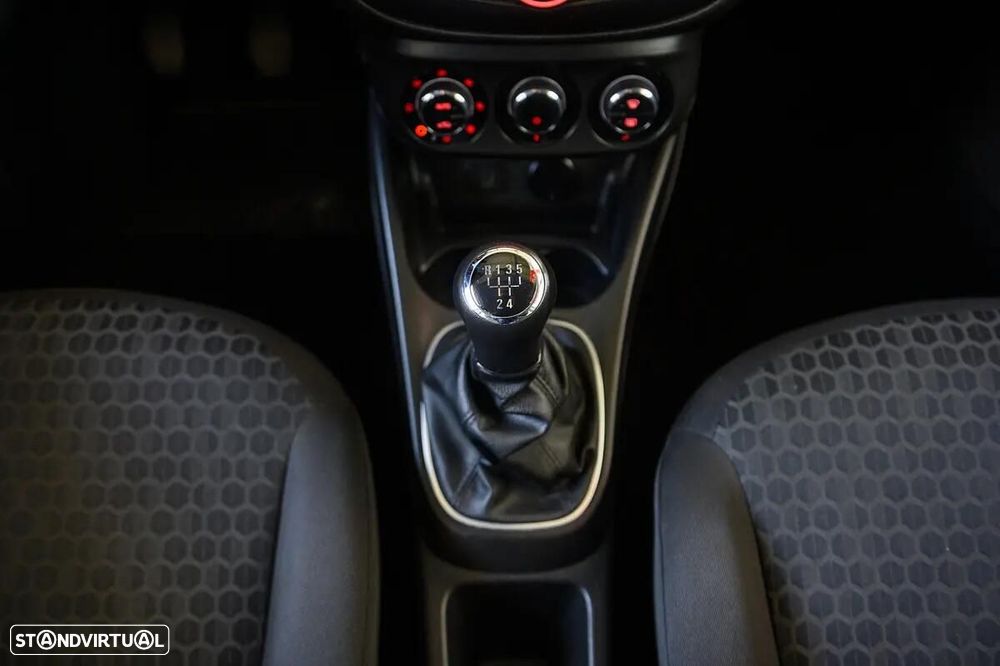 Opel Corsa 1.2 Dynamic - 35