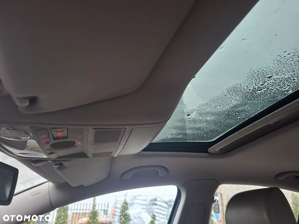 Volkswagen Passat 2.0 FSI Individual - 13