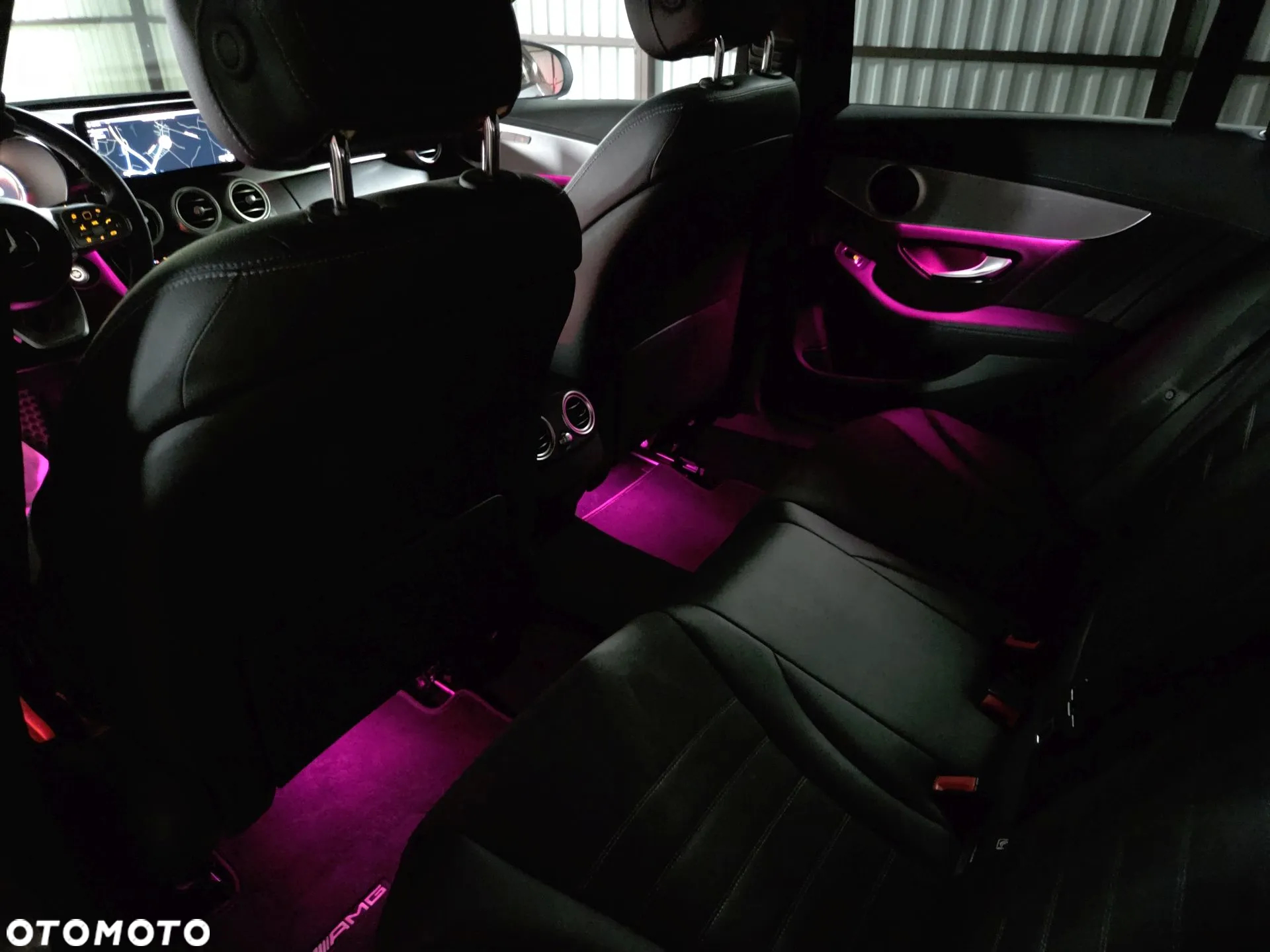 Mercedes-Benz Klasa C 220 d T 9G-TRONIC AMG Line - 36