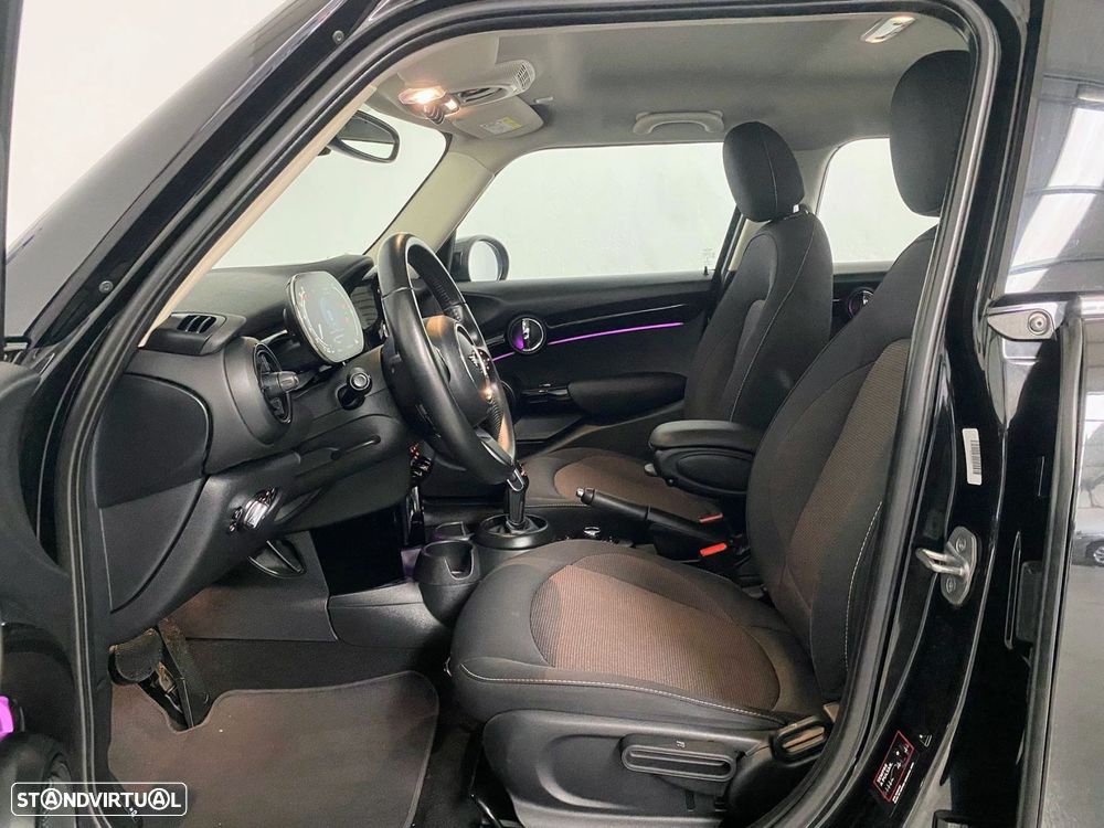 MINI 5 Portas Cooper Auto - 15