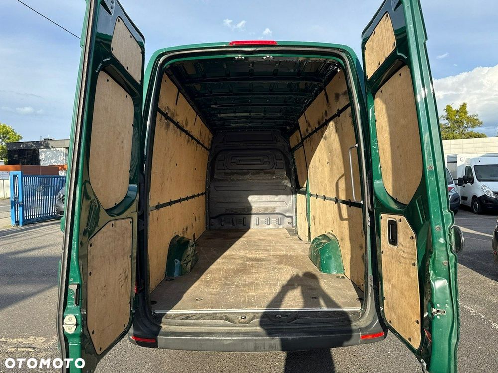 Mercedes-Benz Sprinter - 21