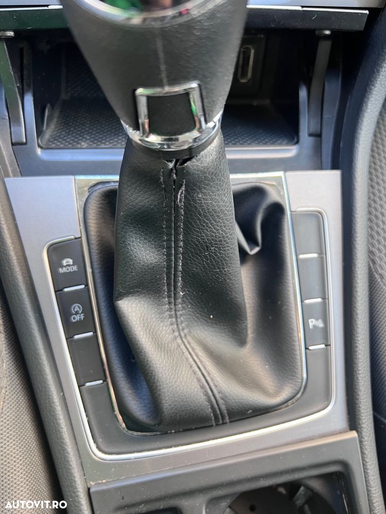 Volkswagen Golf 1.6 TDI DPF BlueMotion Technology Comfortline - 11