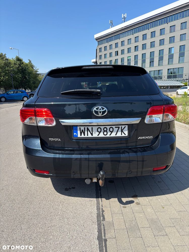 Toyota Avensis 1.8 Sol EU5 - 7