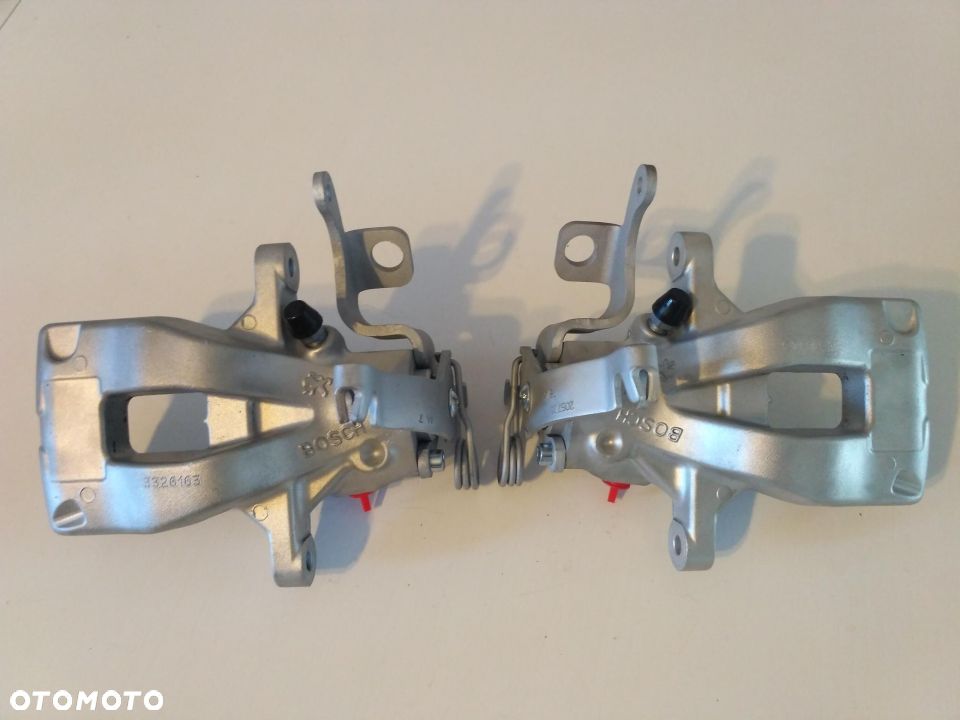 Zacisk tył Lewy Prawy Citroen C4 Picasso I Citroen C4 grand Picasso - 1