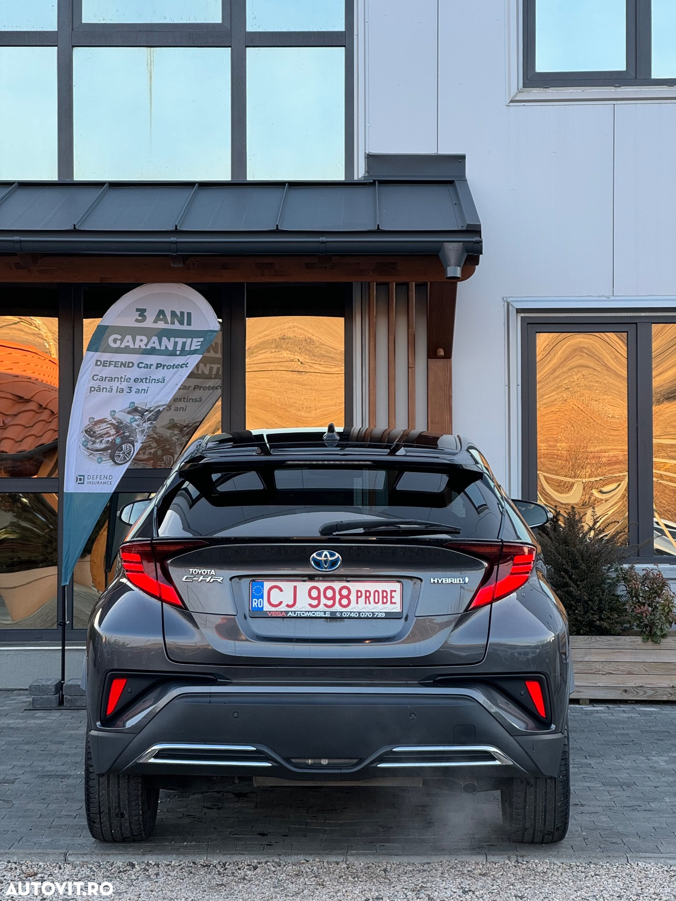 Toyota C-HR 2.0 HSD 184 CP 4x2 CVT C-ult Style bi-tone - 38