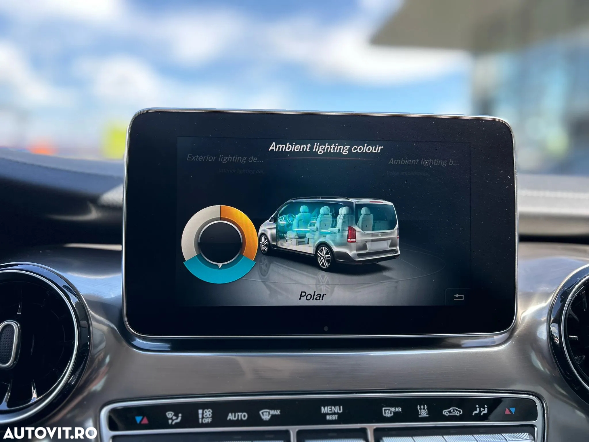 Mercedes-Benz V 300 d lang 9G-TRONIC Exclusive Edition - 26