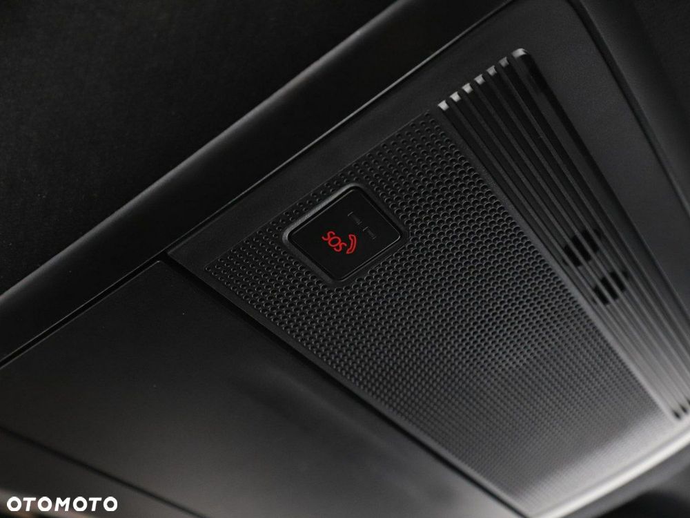 Mazda 3 e-SKYACTIV-G 2.0 M HYBRID 150 DRIVE SELECTION - 39