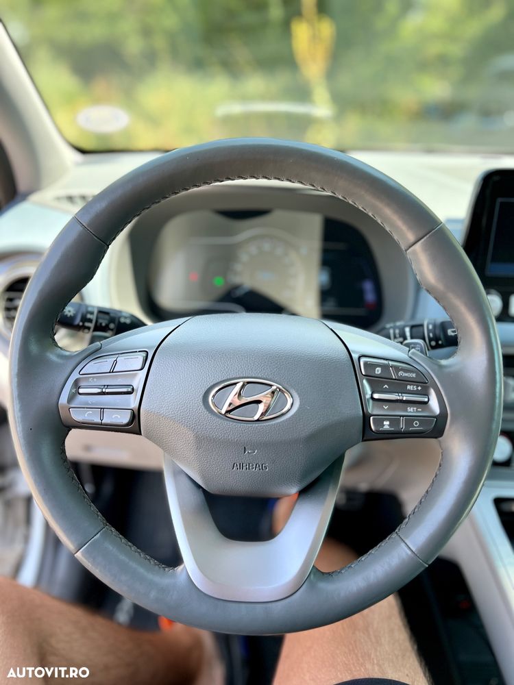 Hyundai KONA 204CP Luxury+ - 8