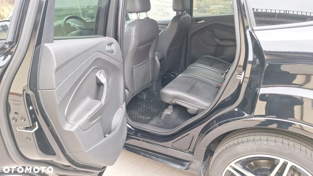 Ford Kuga 2.0 TDCi 4x4 ST-Line - 9