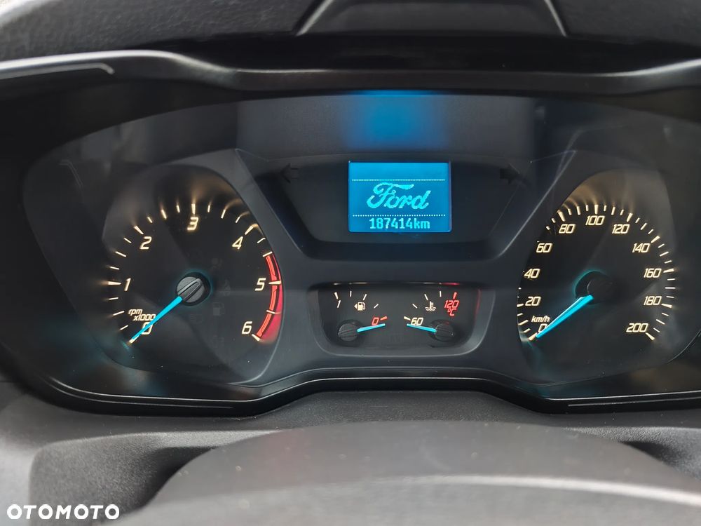 Ford Transit - 22