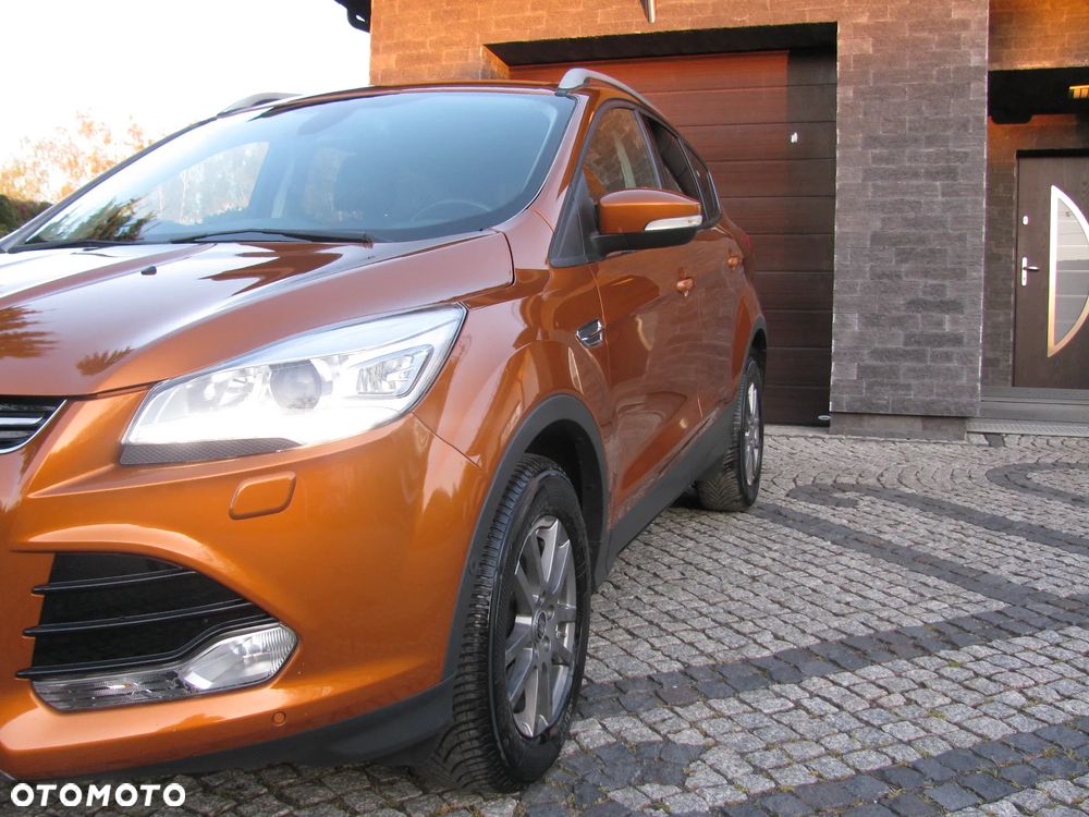 Ford Kuga 2.0 TDCi 2x4 Titanium - 33