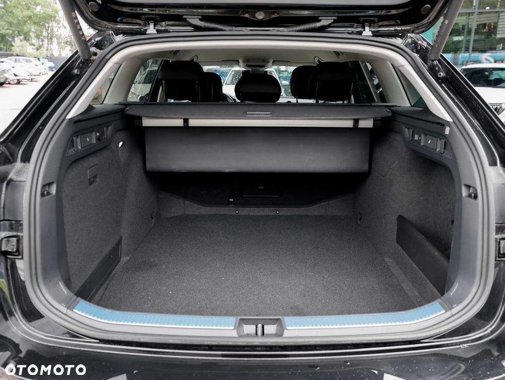 Skoda Superb 2.0 TDI SCR L&K DSG - 11
