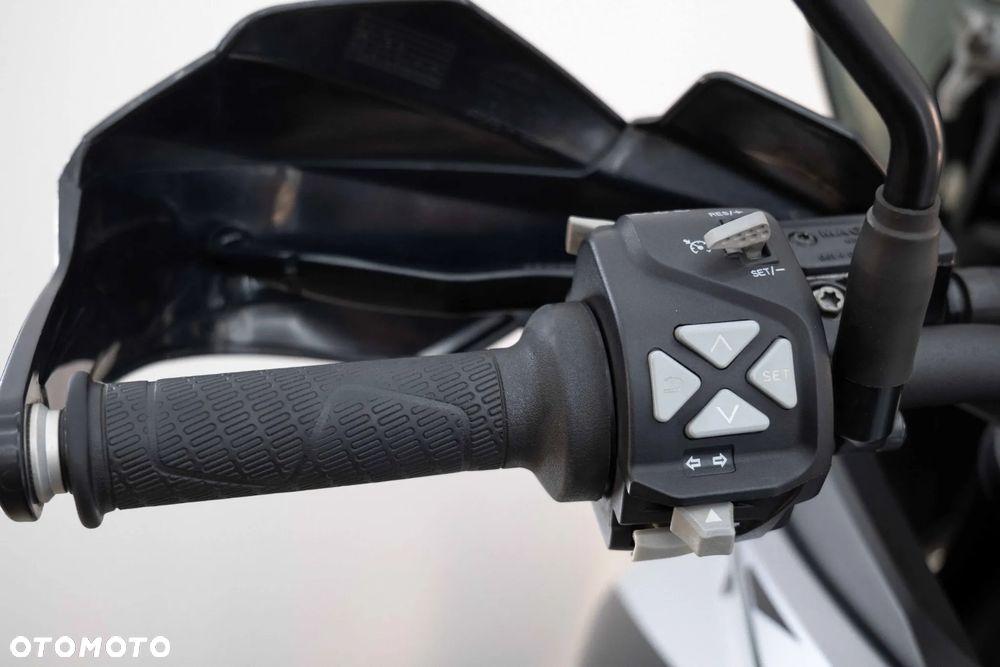 KTM Super Adventure - 25