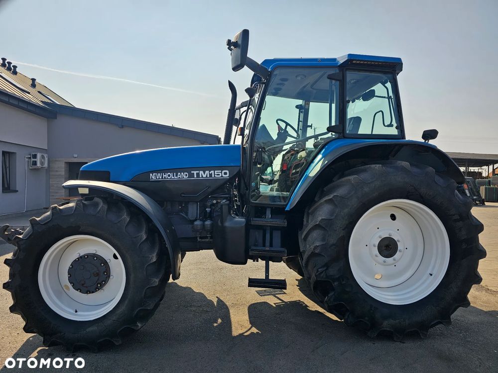 New Holland TM 150 - 3