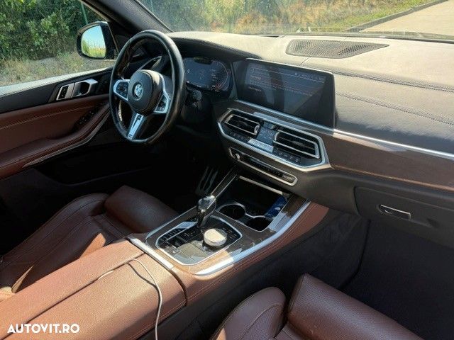 BMW X5 xDrive40i - 7