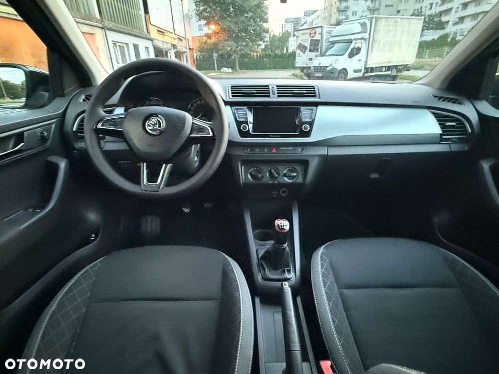 Skoda Fabia 1.0 Ambition - 11
