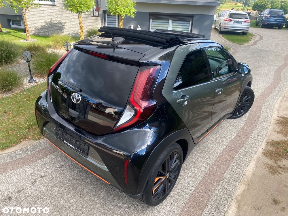 Toyota Aygo X 1.0 VVT-i JBL Edition X-shift - 9
