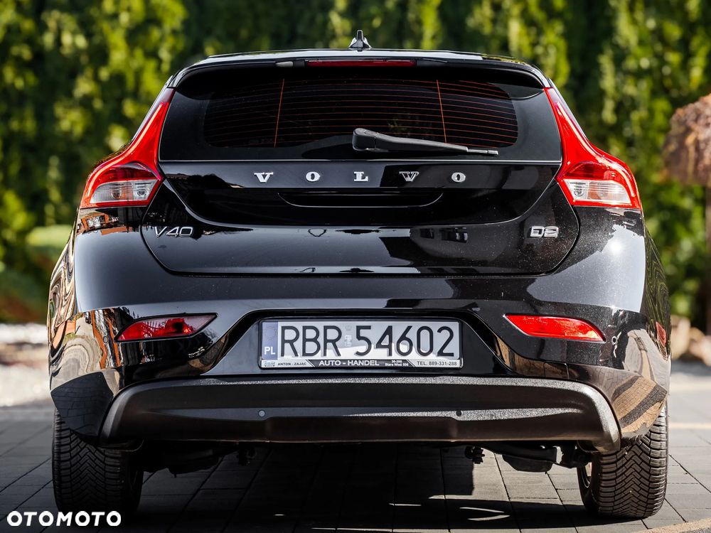 Volvo V40 D2 Drive-E Momentum - 8