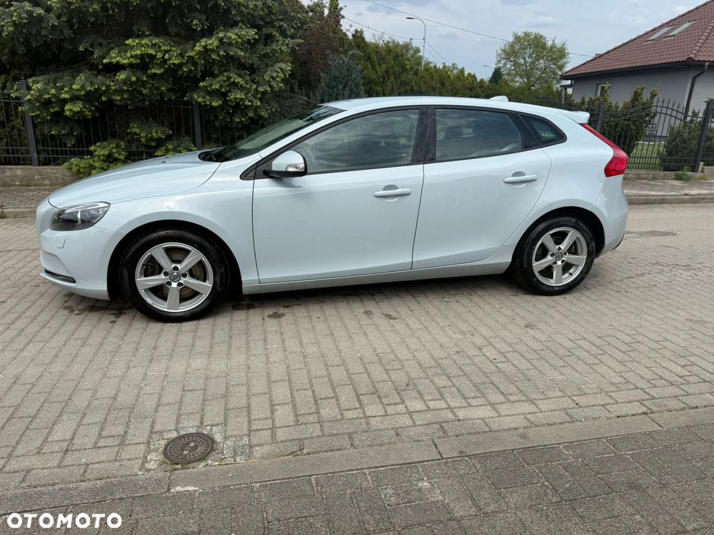 Volvo V40 D3 You - 6