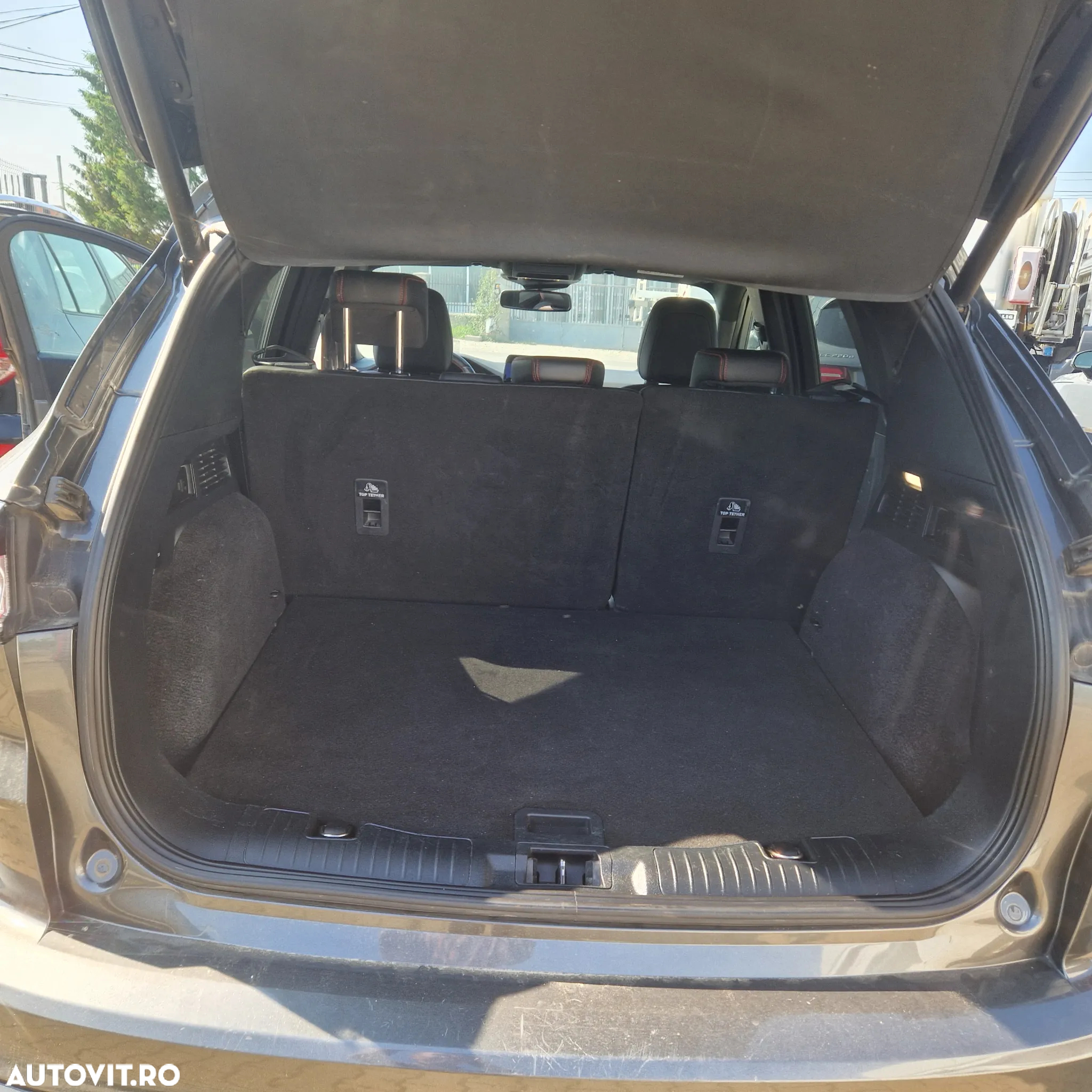 Ford Kuga 2.0 EcoBlue 4x4 Aut. ST-LINE - 17