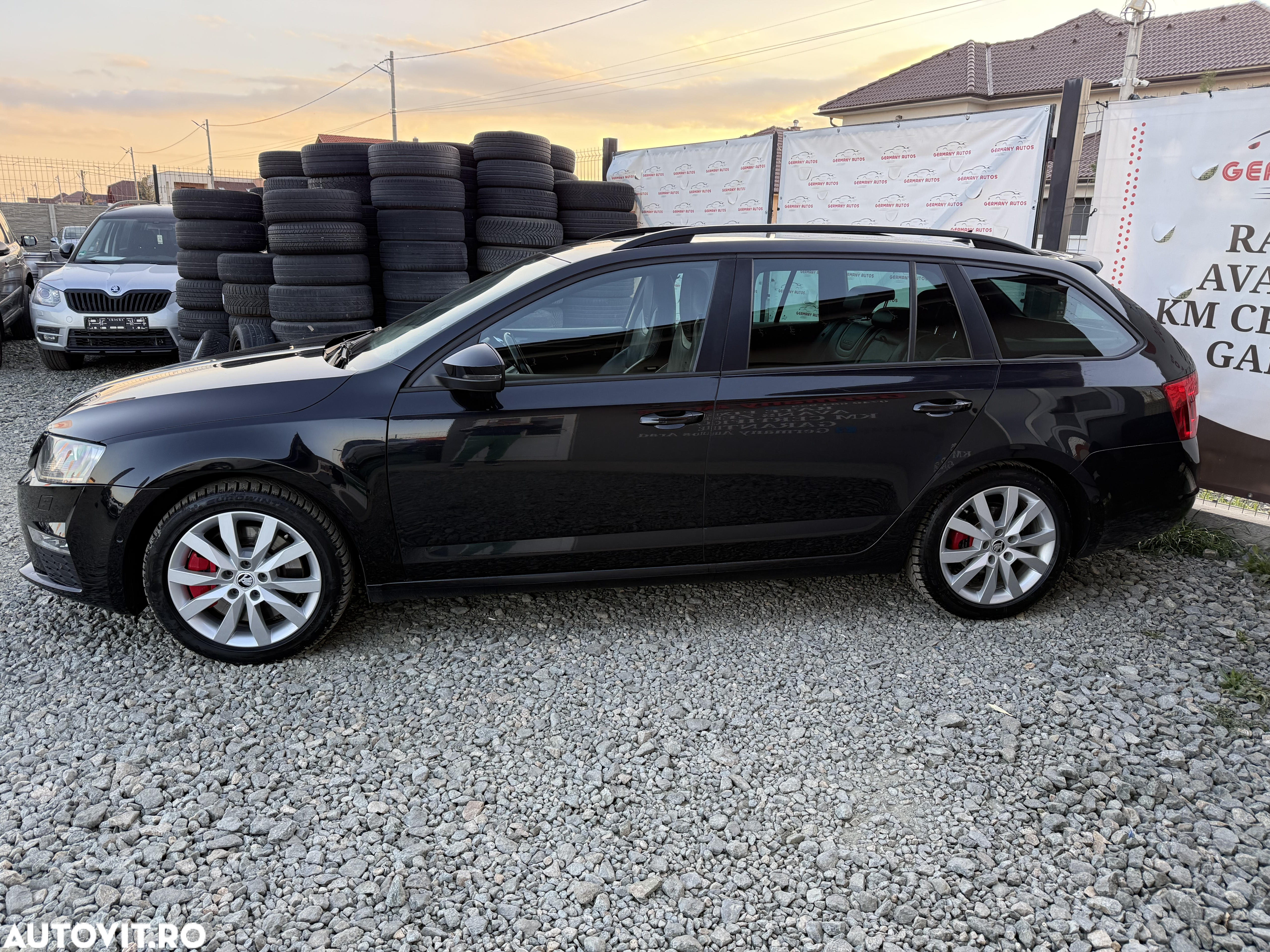 Skoda Octavia 2.0 TDI DSG RS - 5