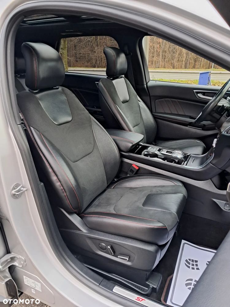 Ford Edge 2.0 TDCi Bi-Turbo 4x4 ST-LINE - 11