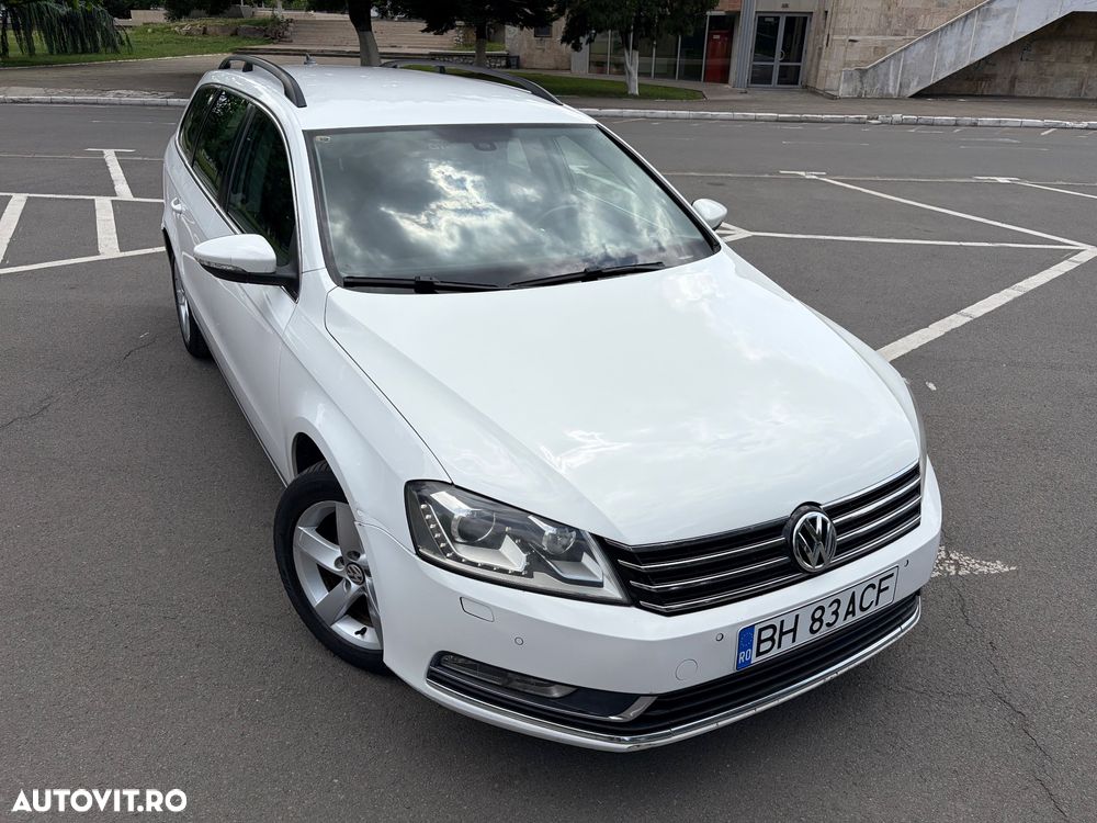 Volkswagen Passat 2.0TDI Highline DPF DSG - 2