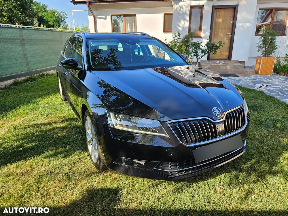 Skoda Superb Combi 2.0 TDI 4X4 DSG Ambition - 1