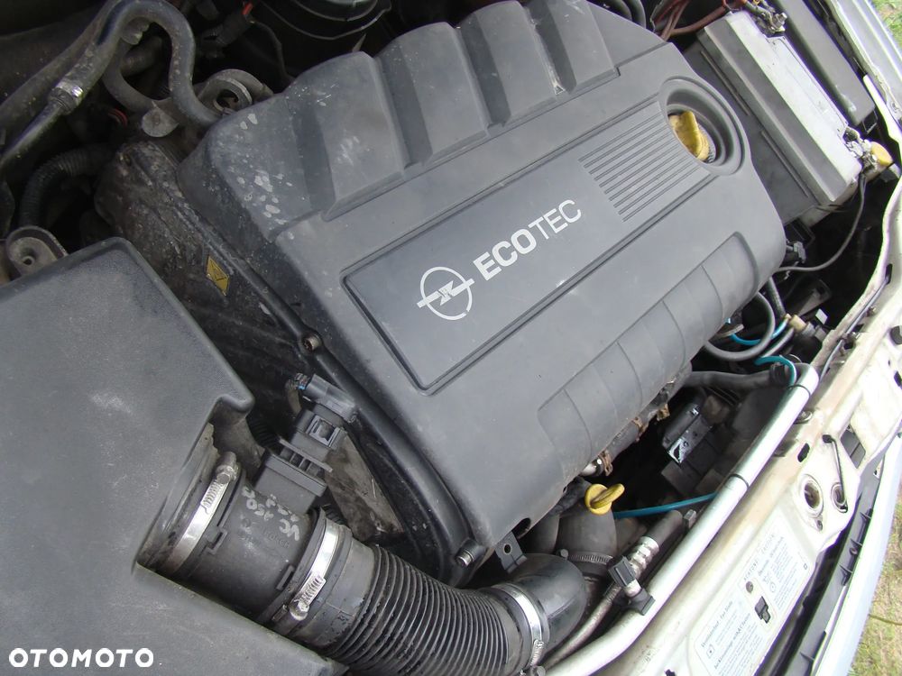 PRZEPŁYWOMIERZ POWIETRZA OPEL ZAFIRA B ASTRA H VECTRA C SIGNUM 1,9 CDTI 1,7 1,3 - 5