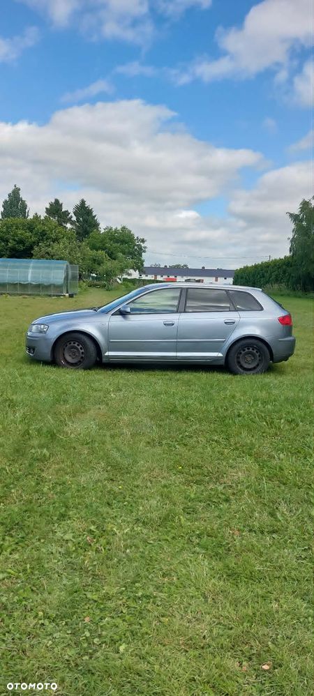 Audi A3 Sportback - 2
