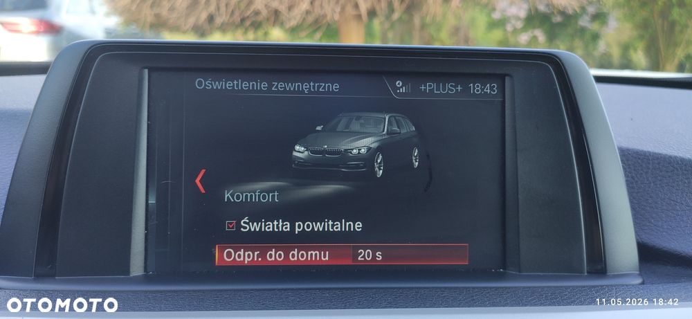 BMW Seria 3 318i - 29