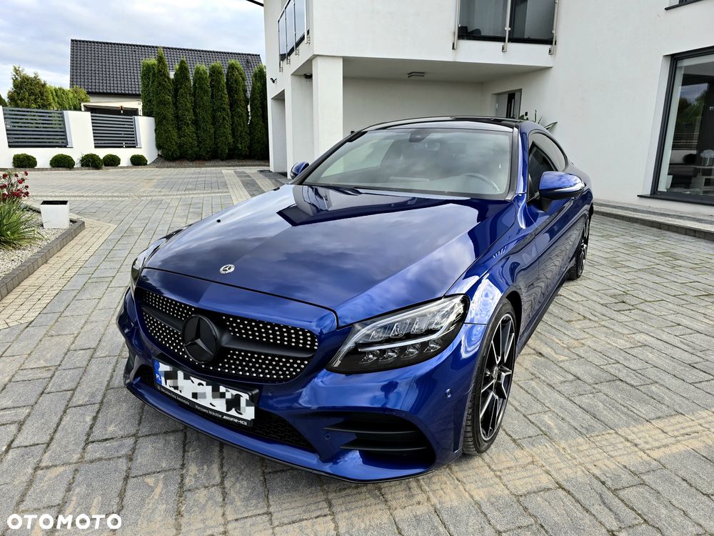Mercedes-Benz Klasa C 300 4Matic 9G-TRONIC - 19