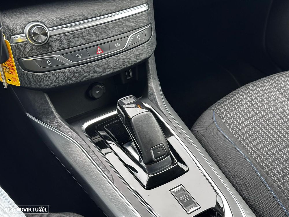 Peugeot 308 SW 1.5 BlueHDi Style EAT8 - 25