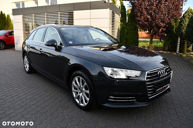 Audi A4 Avant 2.0 TFSI ultra S tronic sport - 29