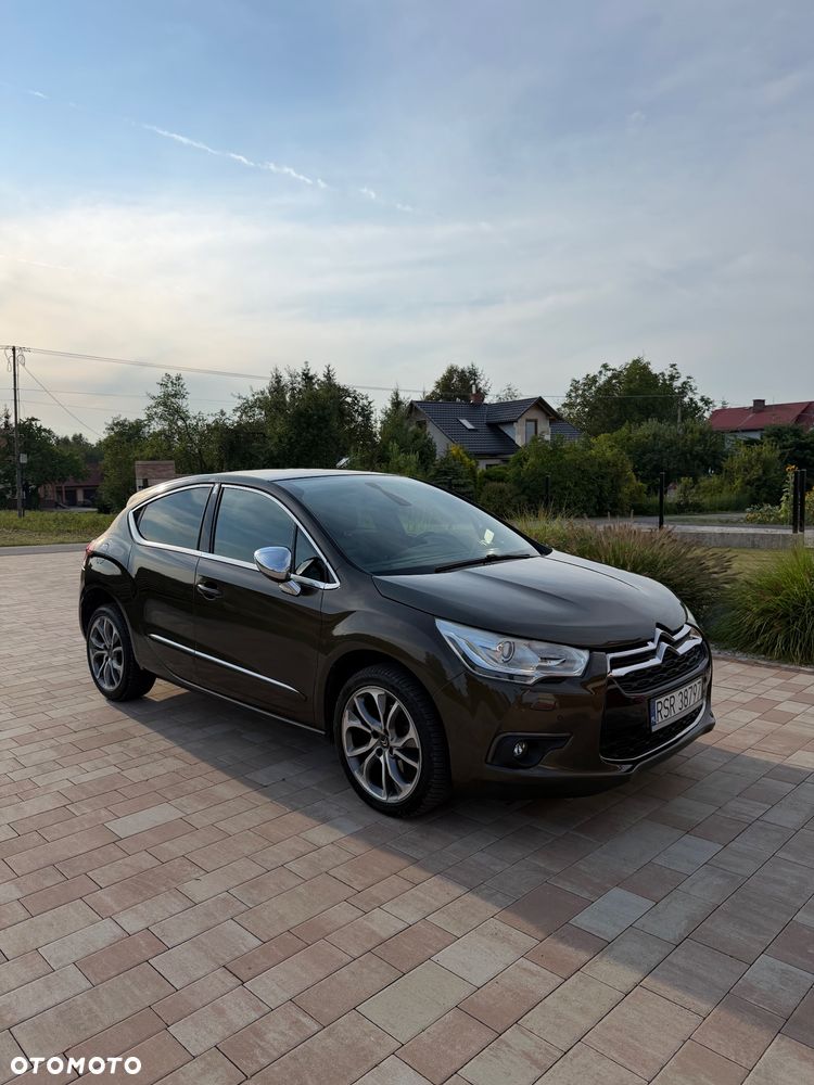 Citroën DS4 HDi 165 SportChic - 1