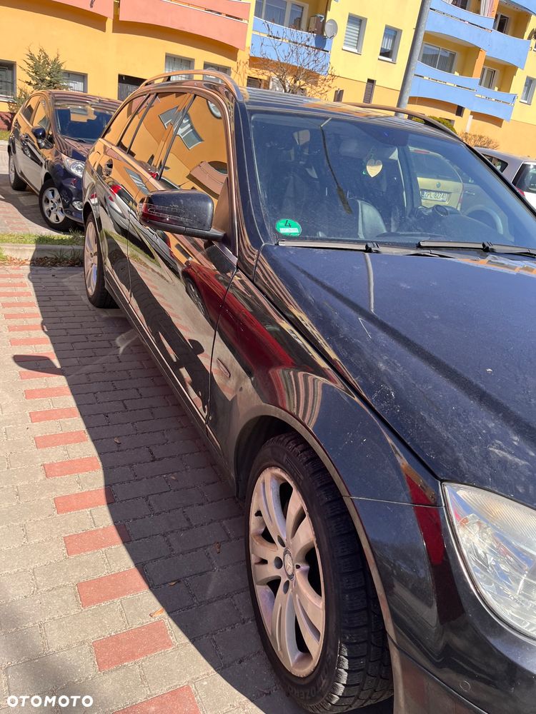 Mercedes-Benz Klasa C 180 CGI Automatik BlueEFFICIENCY Avantgarde - 3