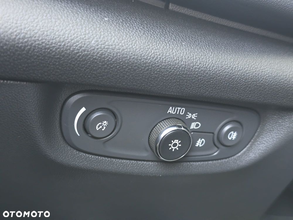 Opel Insignia 2.0 CDTI Business Elegance S&S - 19