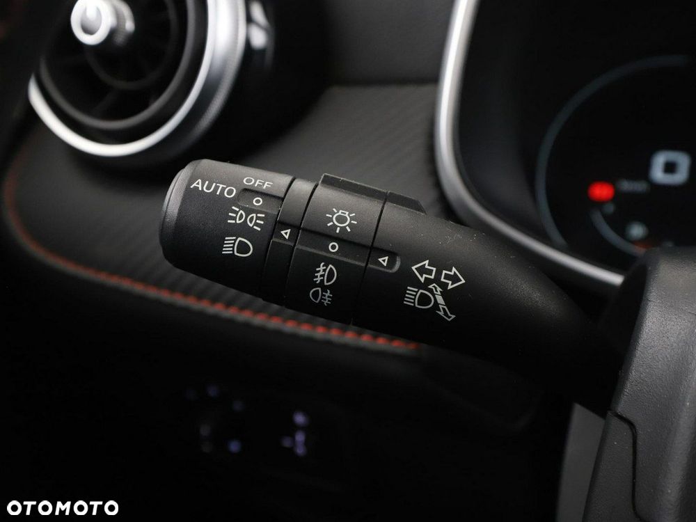 MG ZS ICE 1.5 VTI-tech Luxury - 33