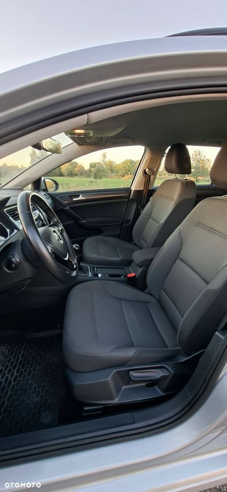 Volkswagen Golf VII 1.6 TDI BMT Comfortline - 12