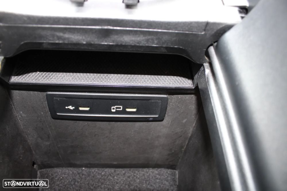 Mercedes-Benz GLC 300 e Coupé 4Matic - 27