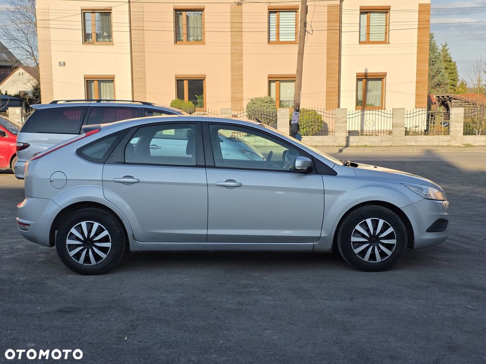 Ford Focus 1.6 Trend - 4