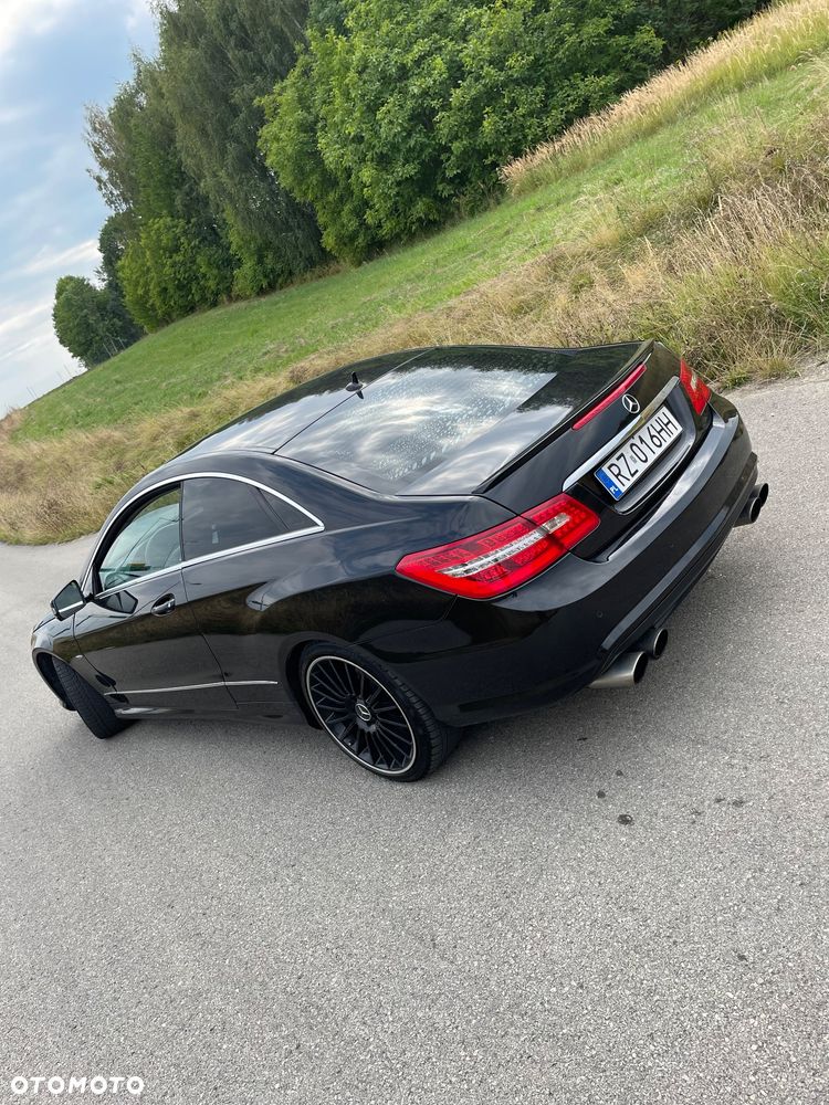 Mercedes-Benz Klasa E - 11