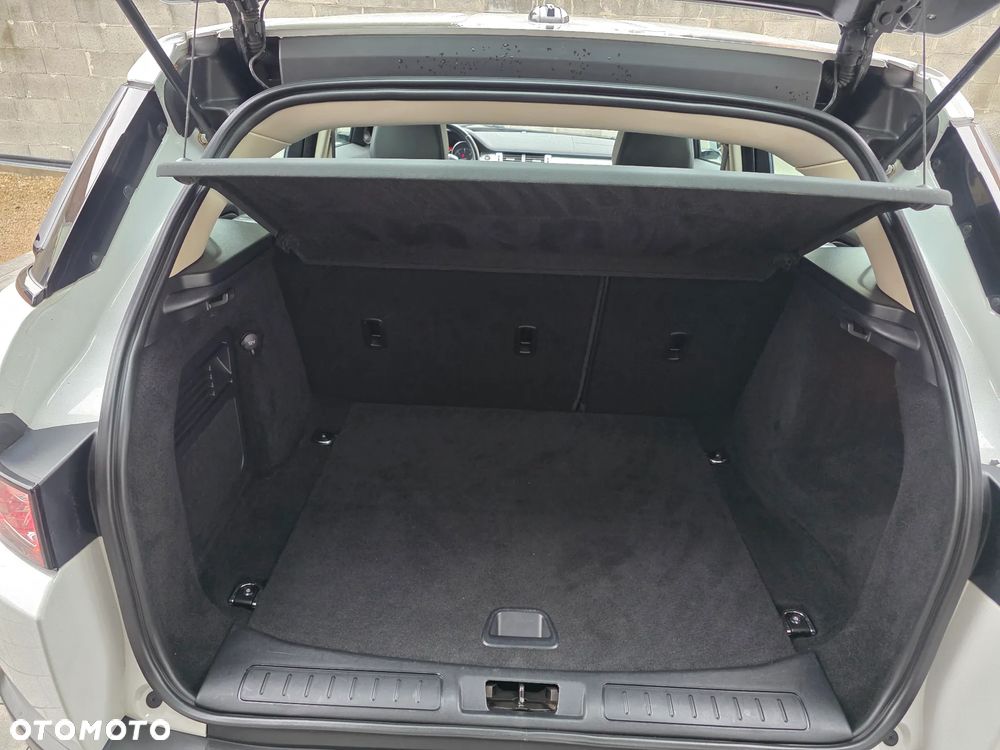 Land Rover Range Rover Evoque - 27