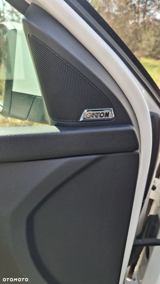 Skoda Octavia 2.0 TDI DSG RS - 37